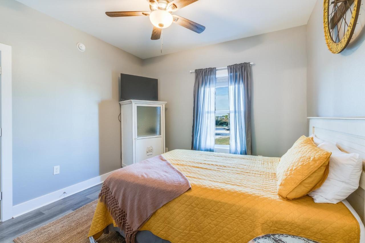Modern, 3 Bedroom Private House Within Walking Distance To The Beach! Gulf Shores Eksteriør billede